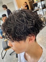 フゥ 宇都宮(FeU)&nbsp;波巻きスパイラルパーマツイストパーマメンズマッシュパーマ