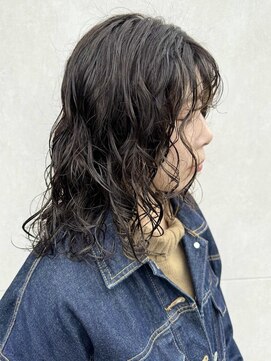 エルモ(ELMO.) くるくるパーマ/レイヤースタイル