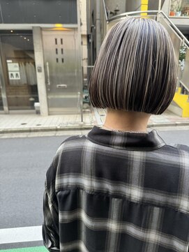 ビビト(bibito) bibito 大人のための白髪ボカシアンブレラカラー 小顔ボブ