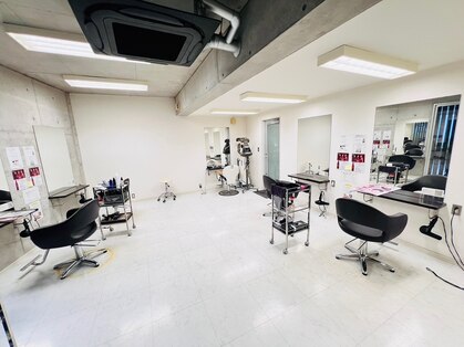 マームサロン(ma'am salon)の写真