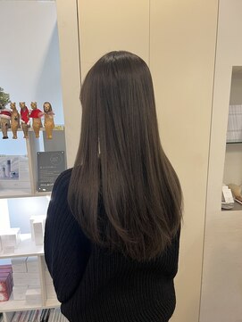 ビフィーノ イーリス 川西店(bifino iris) 艶たっぷりgray