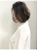 前髪/ショートヘア/斜めバング/グレージュカラー/丸型 i