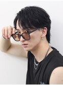 短めのくびれる襟足にフェザーパーマでどこから見ても綺麗に