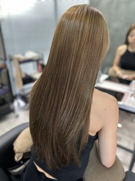 クラッチバイシオンアグリゲイト(CLUTCH by Zi-on aggregate) ロング/ハイトーンカラー