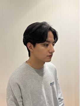 ビューバイネオリーブ 用賀店(Beau'r by neolive) フェザーパーマ刈り上げセンターパート波巻きツイストスパイラル