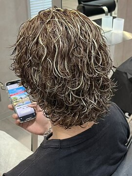 エルマーク 京都駅前(L-MARK) ハイライト/メッシュ/ツイストパーマ/ツーブロック/メンズ