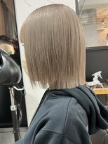 リアン 本厚木(LIAN) 透明感寒色カラー ブリーチダブルカラーミルクティーベージュ