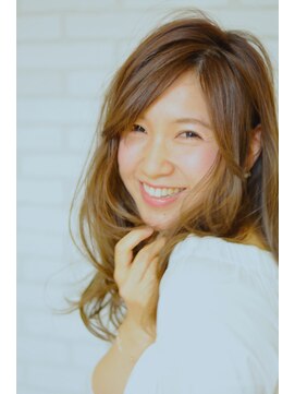 エス ヘアメイク スペース(es hair make space) 大人サイドパート・ゆるふわ［es武蔵小山］