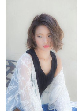 ミエル ヘア 新宿(miel hair) 【miel hair渋谷】秋でもハイトーン☆プラチナグレージュ☆