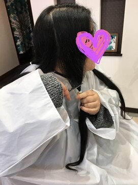 ハンナリ(Hannari) ヘアドネーションでバッサリかっこいい大人女性に♪