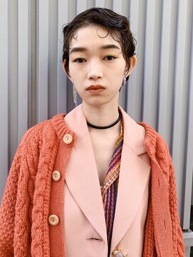 オルタ(OLTA) カーリーショート　【ブリーチ/ケアブリーチ/インナーカラー】