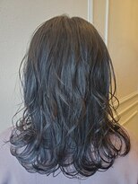 エミュー ラ ピエス(emu la piece)&nbsp;ミディアムレイヤー/スパイラル巻き/うる艶髪/フレンチガーリー