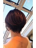 ショートボブ