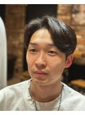 前下がりセンターパート　ニュアンスパーマ　丸の内　東京