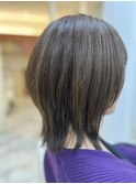 外ハネ小顔ショート