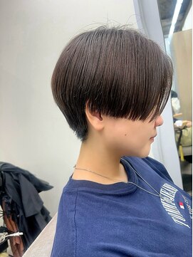 ユニ 江坂(Uni.) ハンサムショート センターパート  トランクスショート