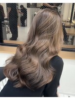 ミユーズ 表参道(Miyu's)&nbsp;派手すぎない大人ハイライト