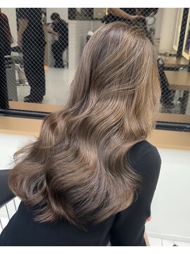 ミユーズ 表参道(Miyu's) 派手すぎない大人ハイライト