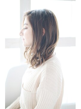 アウラ(Aula by marbles) ブラウンベージュ/ベージュ/ゆるふわ巻き[横浜]