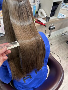 コワファーストナガサキシャンプーボーイ(COIFF1RST NAGASAKI SHAMPOO BOY) 髪質改善縮毛矯正/長崎/ショートヘア/縮毛矯正