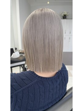 シャラ(Shala) ホワイトグレイベージュ