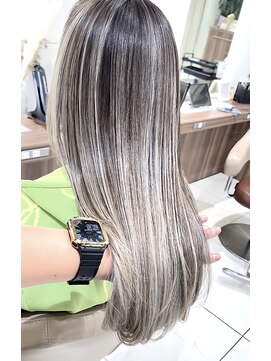 アッシュ 大宮店(Ash) 海外風レイヤーハイライトバレイヤージュ