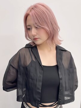 ジュイル シブヤ(JEWIL SHIBUYA) 季節問わず人気のピンクカラー