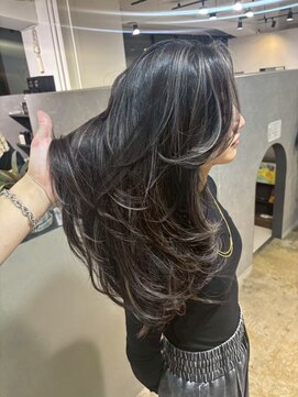 メリー オオサカ(Merly Osaka) layer cut