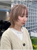 ショートボブミルクティーベージュカラーダブルカラーハイトーン