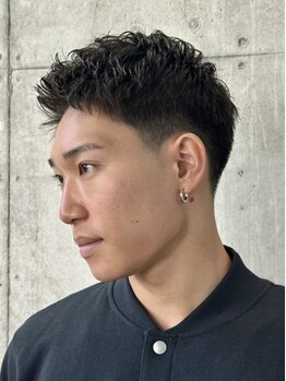 乾かすだけでキマる！骨格に合わせた再現性の高い似合わせカット＆パーマで、毎朝のセットをもっとラクに◎