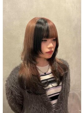 ユーミー バイ ファミーユ(Umii by Fameu) レイヤーカット×デザインカラー