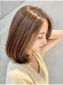 表参道酸性ストレートパーマ艶髪ミディアムレイヤーベージュ40代
