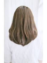 リーニアプラスエヌ(LINHA +n) 20代30代40代 心地いい鮮度高めロング【長浜】