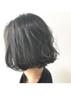 フラット(FLAT) ミントグレージュ
