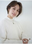 大人可愛い20代30代40代黒髪前下がりショートボブ