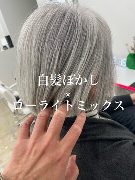 ドルセプラタ(Dulce plata) 大人ノーブル白髪ぼかしグレイカラー50代60代ショートボブ