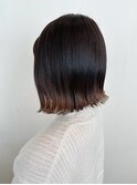 切りっぱなしボブ外はね