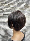 20代30代40代前下がりストレート小顔補正立体カット