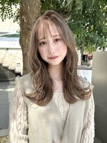 ニモ(NIMO.)&nbsp;透け感たっぷりベージュカラー