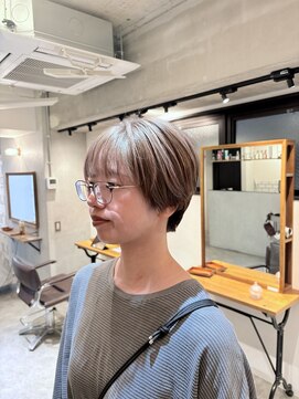 ミミ(Mimi) バレイヤージュショート