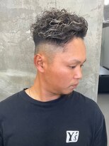 メンズサロン キング 枚方店(Men’s salon K!ng)&nbsp;波巻きツイストスパイラルパーマ/フェザーパーマ/眉毛/メンズ