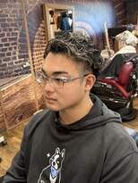 ノームコア(NORM CORE) 流す系パーマ＋金メッシュ