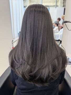 ノード(NODE) 栄外ハネ大人女子柔らかグレージュ