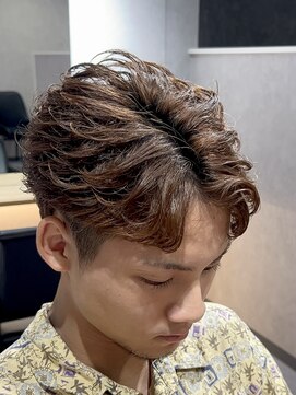 エデアンルクラ 下通(EDEAN Leclat) 熊本メンズヘア　フェザーパーマ　フェザーショート　短髪