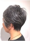 カジュアルショートスタイル