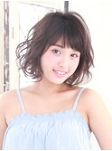 髪本来の美しさを保ちながら、可愛いゆるふわボブしましょう！
