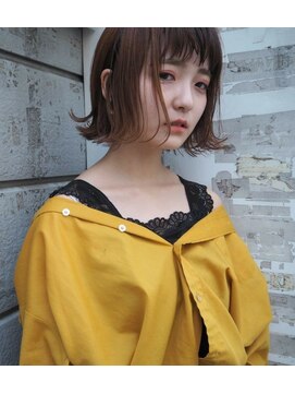 ローレン(Rolen.) Rolen.シースルー × 切りっぱなしボブ