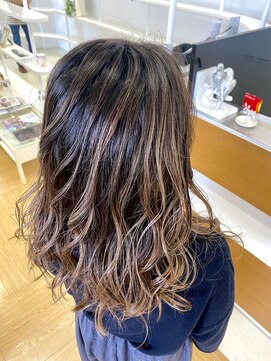 フラッパー flapper ヘアーメイク Hair Make 。