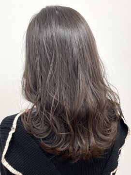 シェノン 梅田(CHAINON) ベージュカラー