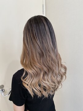 グランドール(Grandoll) バレイヤージュ×ホワイトシルバー